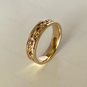 Cottagecore Leaf Solid Gold Mens Band Ring , 14K Gold Floral Wedding Ring ,Unique Wedding Ring 14K Gold Flower Pattern Band image 1