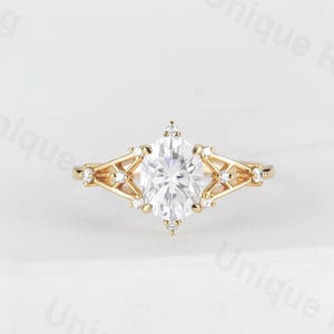 Vintage Oval Diamond Engagement Ring - Unique Yellow Gold Moissanite Wedding Ring - Cluster Dainty Promise Ring for Women  Anniversary ring