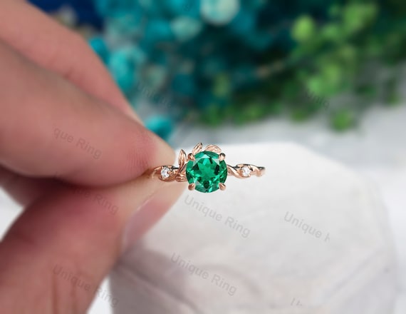 Cottagecore Vintage Emerald Engagement Ring leaf Flower Ring vine