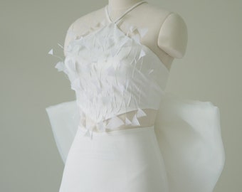 Set 2 peices bridal with white  Turkey feathers/ detachable moving big bow