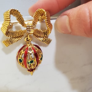 Vintage Enamel Christmas Brooch Ornament and Ribbon Red Green and Gold