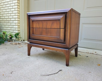 United Furniture Walnut Nightstand Mid Century Modern Bedside Table