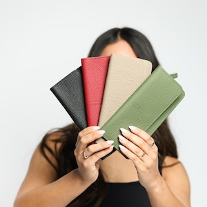 CARTERA GRANDE DE CUERO