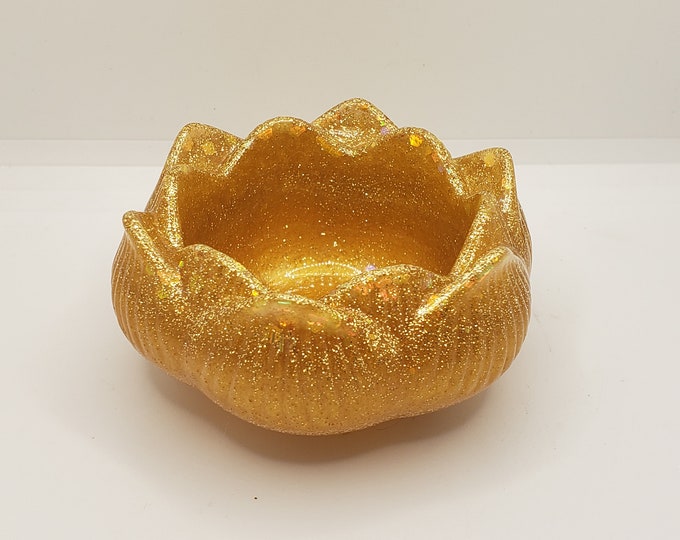 Offering dish, Flower Dish, Altar, Lotus