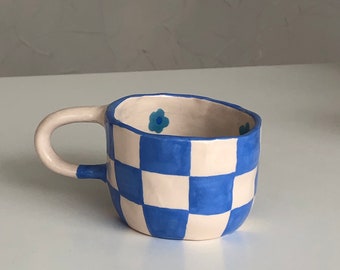 handmade checkered ceramic mug | 200 ml | handmade coffee mugs, handmade gift, unique valentines gift pottery mug, cute aesthetic mug