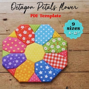 Puede incluir: Una plantilla PDF Octagon Petals Flower con un diseño de flor de tela multicolor con varios patrones que incluyen estrellas, corazones, puntos y cuadros vichy. El texto dice Octagon Petals Flower, PDF Template, y 9 sizes 4 - 12 inches.