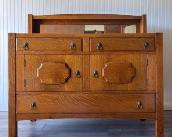 Vintage Solid Wood Oak Sideboard Buffet Entryway Piece Tv Stand Cabinet