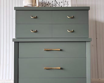 SOLD  Vintage Solid Mahogany Heritage 12 Drawer Dresser Buffet Entryway  Foyer Piece Nursery Changing Table Painted Black Furniture - Etsy Israel