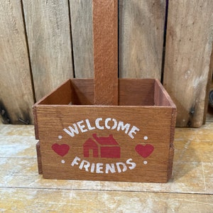 Vintage Welcome Friends Farmhouse Basket Home Decor