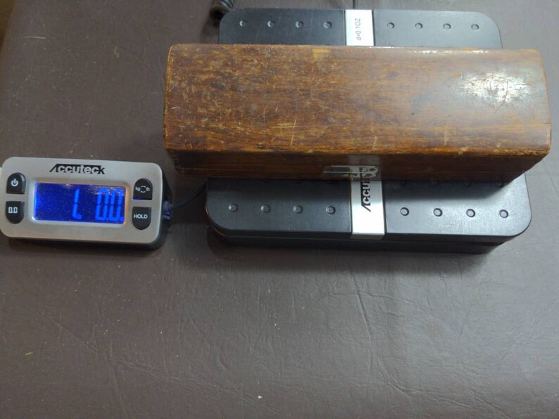 Hohner Chromonica 280C Professional Model Harmonica in Wooden Case, Key