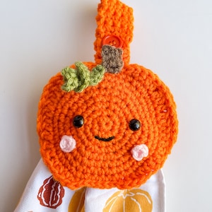 Crochet Pumpkin Towel Topper Pattern, Thanksgiving Halloween Pumpkin crochet towel topper, cute crochet pumpkin, crochet fall kitchen decor