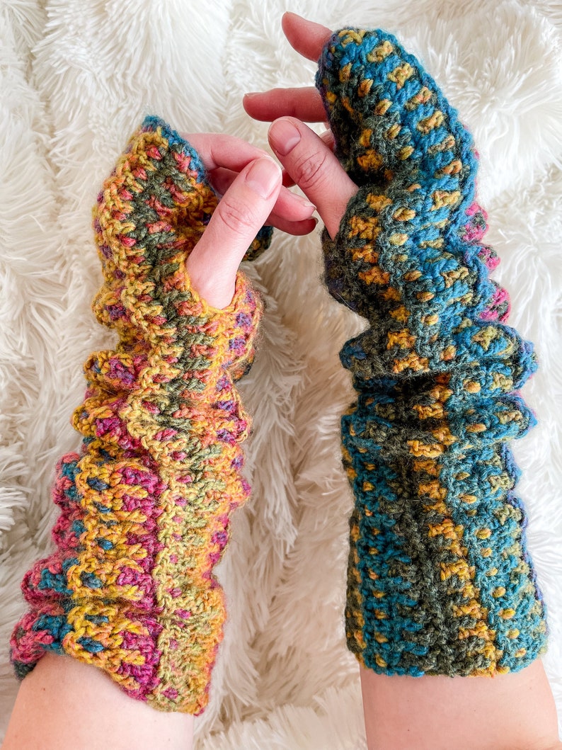 Crochet Pattern Arm Warmer Fingerless Gloves Pattern, crochet arm warmer, crochet fingerless gloves pattern image 1