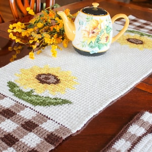 Crochet Gingham Sunflower Table Runner Pattern, Sunflower Dining Table Runner Home Decor Crochet pattern, crochet table runner image 1