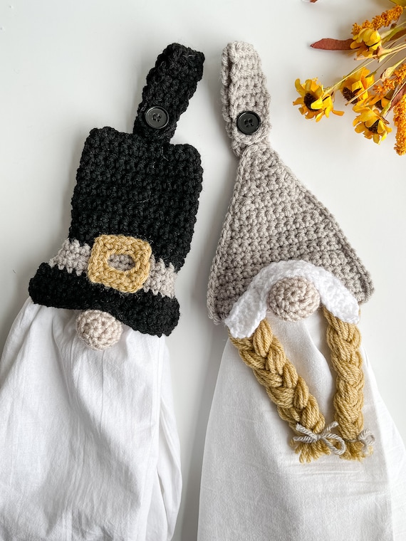 Crochet Thanksgiving Pilgrim Gnome Towel Topper Pattern, pilgrim gnome crochet towel, crochet Thanksgiving, crochet pilgrim, crochet gnome