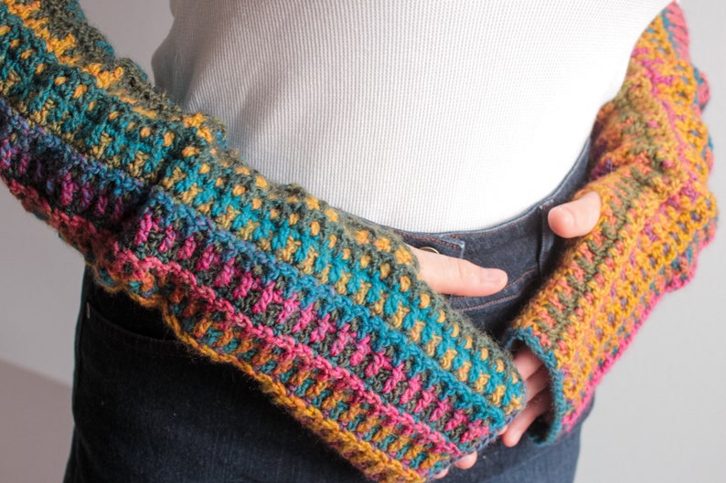 Crochet Pattern Arm Warmer Fingerless Gloves Pattern, crochet arm warmer, crochet fingerless gloves pattern image 3