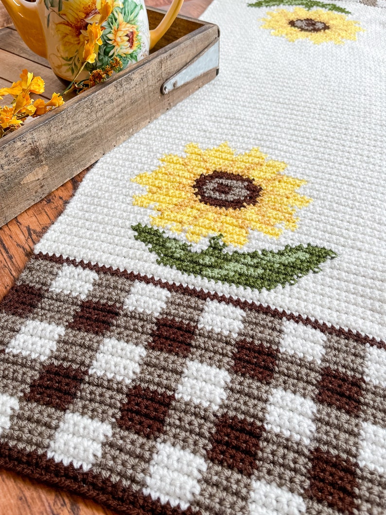 Crochet Gingham Sunflower Table Runner Pattern, Sunflower Dining Table Runner Home Decor Crochet pattern, crochet table runner image 2