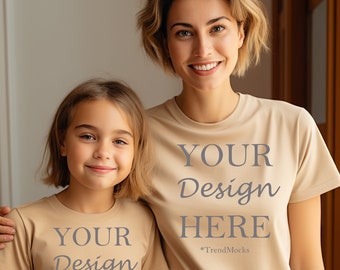 Mutter Tochter T-Shirt Mockup: passende beige Shirts (Digitaler Download)