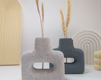 Minimalist style vase | white and grey concrete vase | nordic style vase