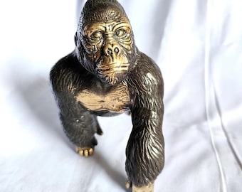 Figura de gorila vintage de latón de 6,7'' / Miniatura de animal de gorila de latón / Decoración vintage para el hogar / Decoración de oficina / Ideas de regalo para ella