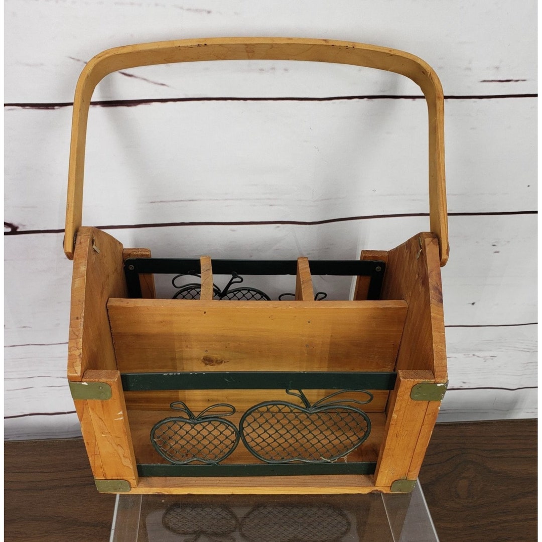 Vintage Wood Caddy With Handle and Printed Apples on Side / Farmhouse
