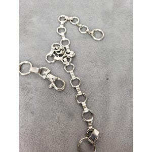 Rectangular & Circular Link Silver-Tone Metal Chain Belt With Lobster Clasp Closure