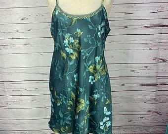 Secret Treasures Teal Floral Size Medium Nightie