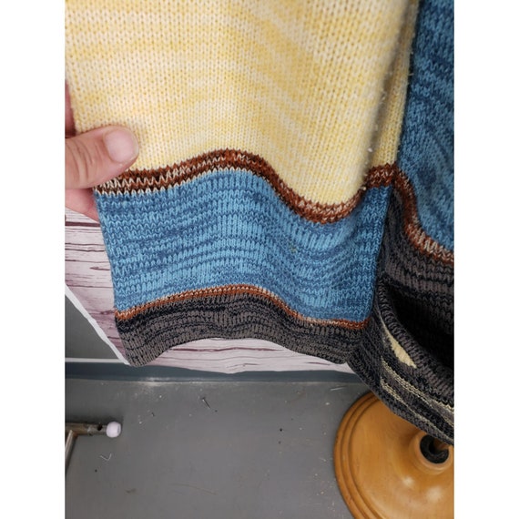 Fine Quality Sweater Aztec Design Cardigan - image 9