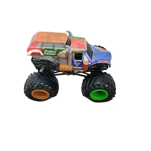 Hot Wheels Monster Truck Double Decker Die-Cast Vehicle Multicolor 1:64 Scale Toy