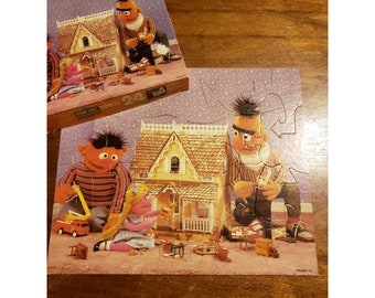Milton Bradley Vintage Sesame Street Muppets Bert and Ernie 24 Piece Puzzle