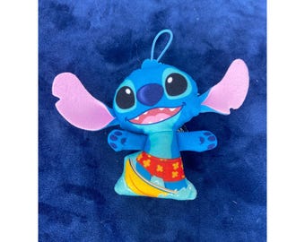 マクドナルド ハッピーミール 2022 ディズニー スティッチ サーファー スティッチ ぬいぐるみ