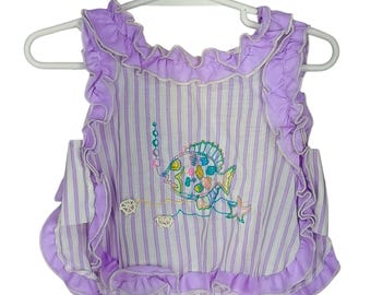 Top vintage para bebé niña con volantes, bordado de peces y diseño de rayas, talla 9 meses, de Stones Wear.