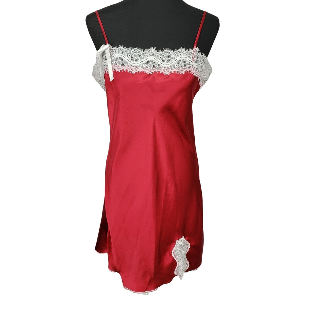 Cabernet sleepwear gown hotsell