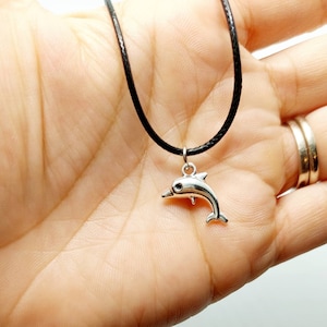 Dolphin Charm Necklace – Ocean Animal Jewelry, Beach Lover Gift for Her, Marine Life Pendant, Cute Dolphin Accessory, Nautical Necklace