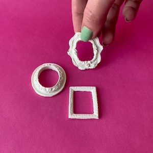 Quaint Variety Mini Frames |  Set of 3  | Dollhouse Supplies