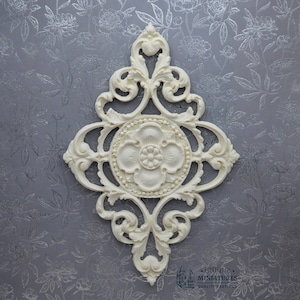 Large Flower Vine Ceiling Carving | Ornamentation for Dollhouse