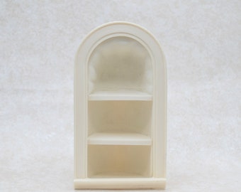 Scalloped Miniature Bookshelf | Ornamentation for Dollhouse