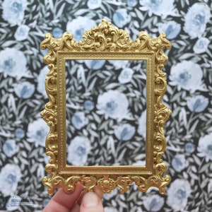Large Gothic Spiral Frame | Ornamentation for Dollhouse Miniatures