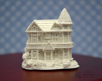 Miniature Victorian Dollhouse | Ornamentation for Dollhouse