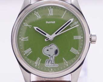 Reloj de cuerda manual HMT Snoopy Dog para hombre / Esfera verde, caja de acero inoxidable