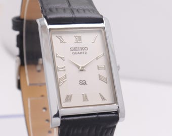 Vintage Seiko Slim Tank Quartz Men's Wrist Watch - Seiko White and Black