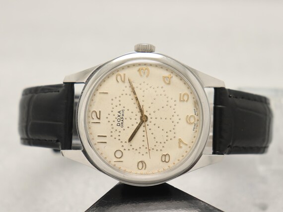 80's Vintage Doxa Manual Winding Swiss Movement 40 mm Men's Watch. View 6