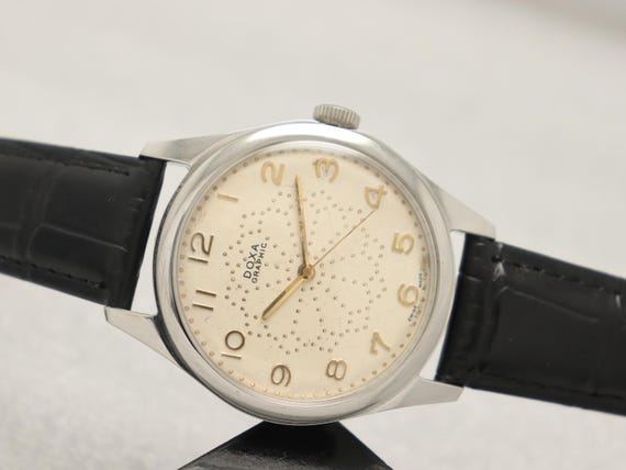 80's Vintage Doxa Manual Winding Swiss Movement 40 mm Men's Watch. View 3