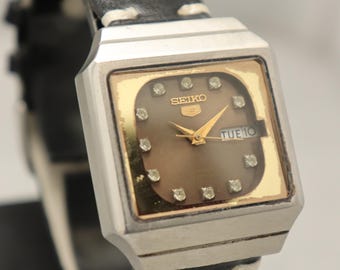 1980s Vintage Seiko 5 Automatic Men's Watch | Day-Date Japan Made