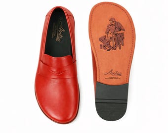 Zapatos Oxford de piel lisa roja para mujer, estilo clásico, cómodos y elegantes: hechos a mano, sin cordones.