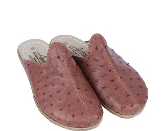 Lorenzo Banfi Brown Ostrich Slip on Loafers Women display picture 2