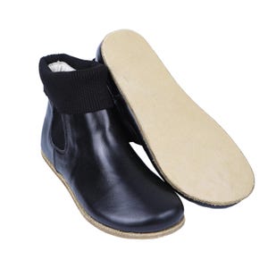 Botas Chelsea descalzas de punta ancha para hombre: cuero negro, caída cero