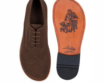 Chaussures richelieu en cuir marron pour hommes, pieds nus, style et confort classiques : faits main, mocassins