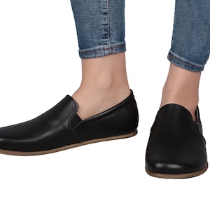 MEN Barefoot Black Leather Handmade Classic Yemeni Shoes, Natural, Colorful, Slip-On