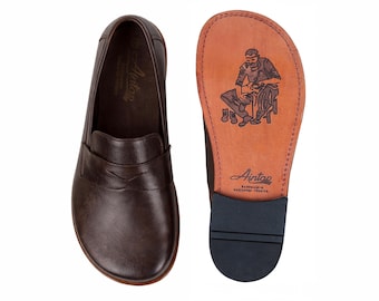 Vintage Johnston & Murphy Leather Oxfords, Men display picture 1