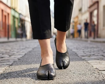 Women's Barefoot Flat Ballet Tabi Shoes Asphalt Black CRAZY Leather Split-Toe, Handmade, Ballerinas 6mm-Rubber-Sole